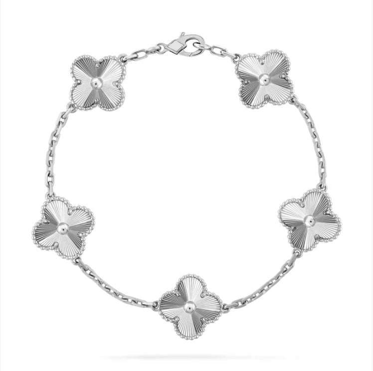 The Liora Set