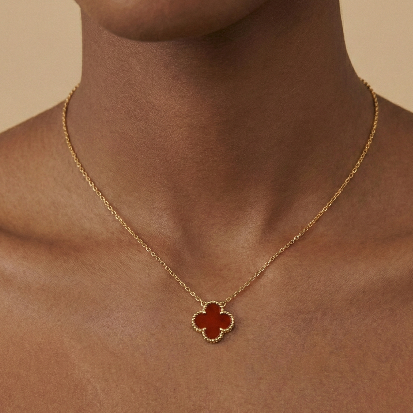 15mm Red Agate Floral Icon Set - 18K Gold Plated