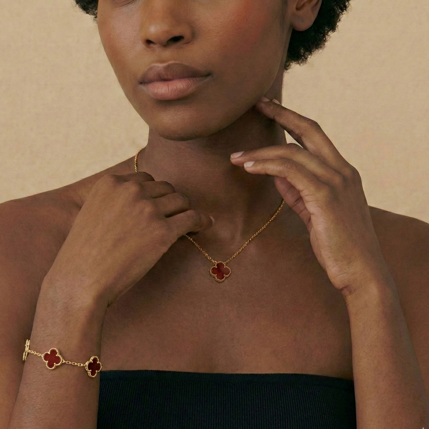 15mm Red Agate Floral Icon Set - 18K Gold Plated